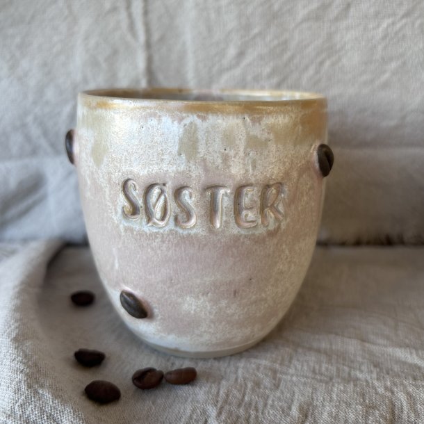 B�nnekop s�ster 38