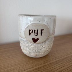 Pyt 